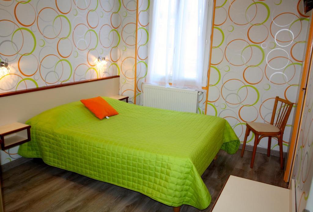 Hotel Restaurant Des Deux Vallees Entraygues-sur-Truyère Szoba fotó