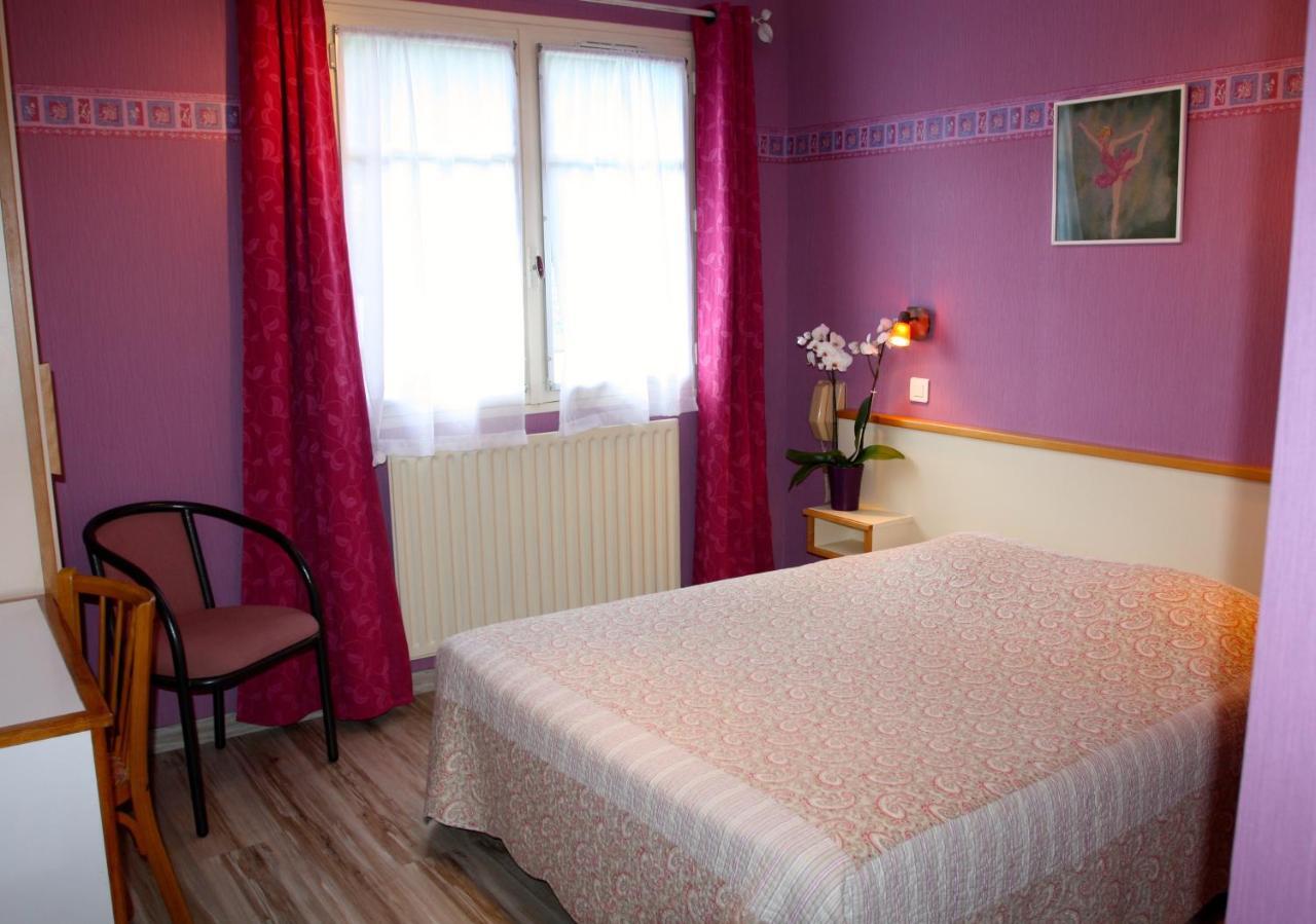 Hotel Restaurant Des Deux Vallees Entraygues-sur-Truyère Kültér fotó